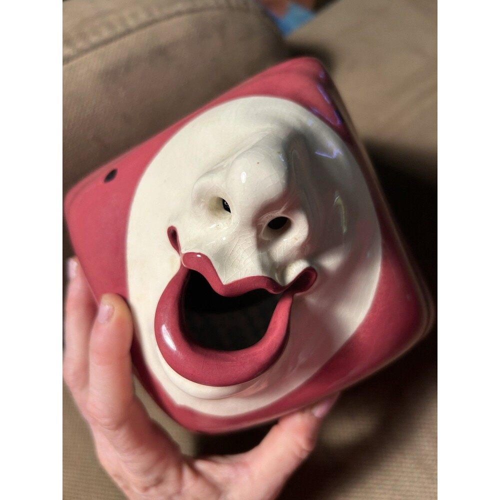 Vintage Ceramic Signed WANDA Smiling Face Tissue Box Cover 3D Face Sneeze 1980 - Picture 2 of 9